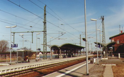Bahnhof Velgast 2002