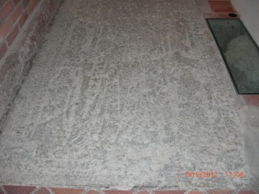 Grabplatte (Blick von unten)