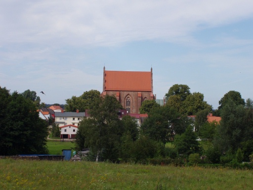 Pfarrkirche der Stadt Franzburg mit neuem Dach
